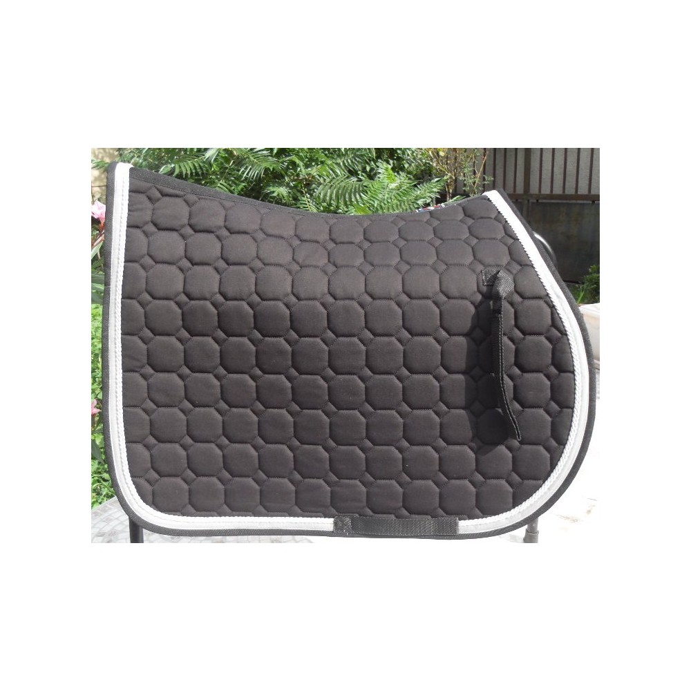 Tapis chabraque BRENDA